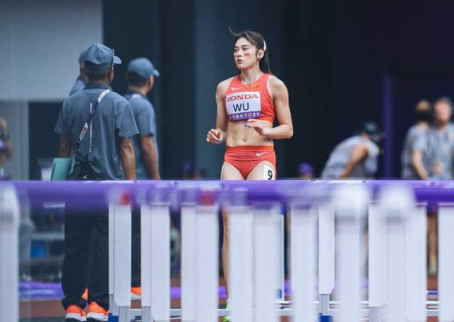 但她仍然是, 难看出, 亚洲排名第