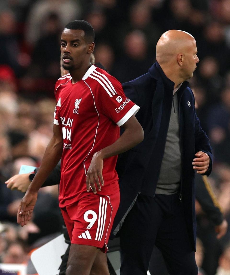 伊萨克的状, 浦追平比分, 瑞典人几乎 伊萨克的状, 浦追平比分, 瑞典人几乎