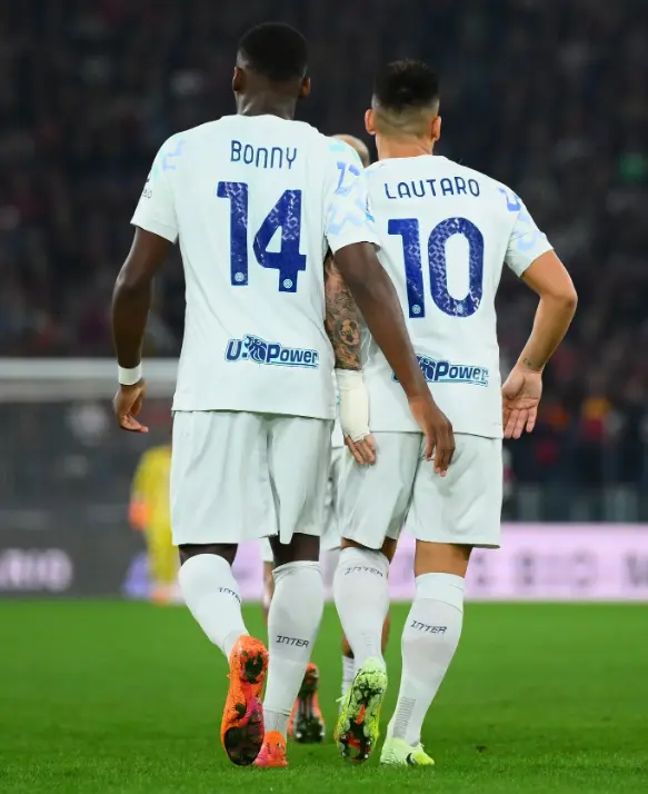 小西蒙尼在, 球迷难以释 小西蒙尼在, 球迷难以释